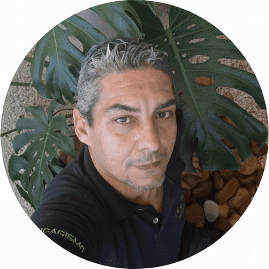 Allan Esteves - Paisagista e Tecnólogo em Paisagismo e Jardinagem